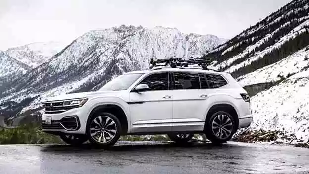 Hit the Slopes: Spokane Car Rentals with Ski Racks + 20% Off Special